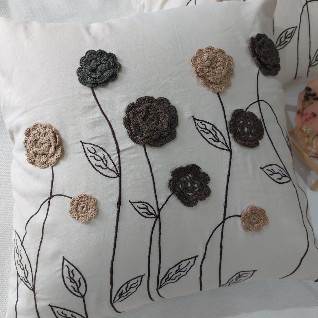 Crochet Flowers off white - Set of 5 Pure Cotton Cushion Covers