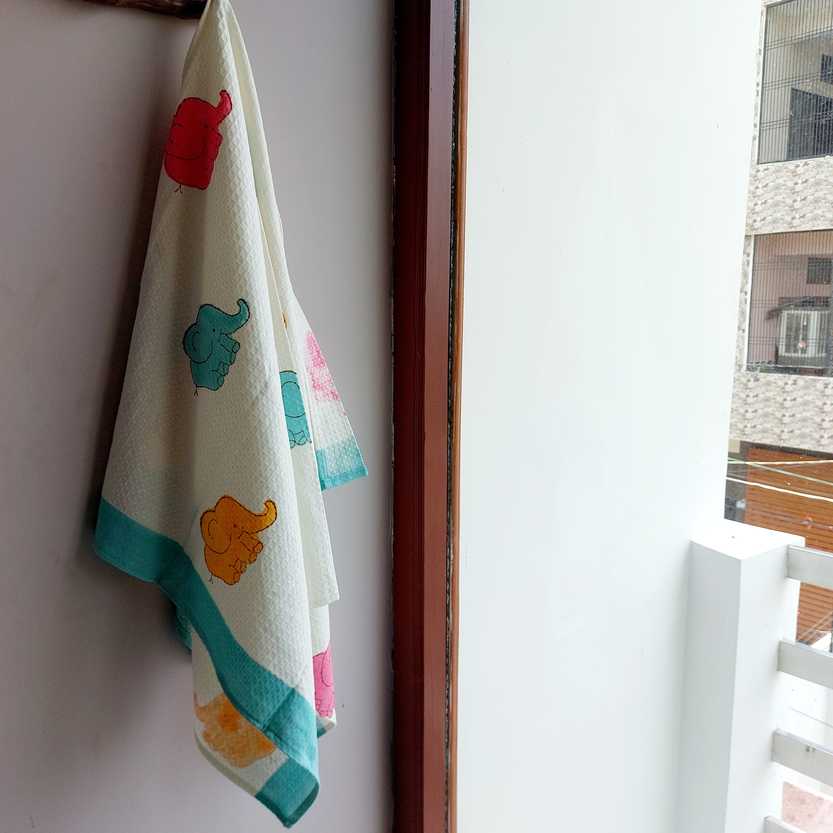 Elephant baby - Cotton Waffle Kids Towel