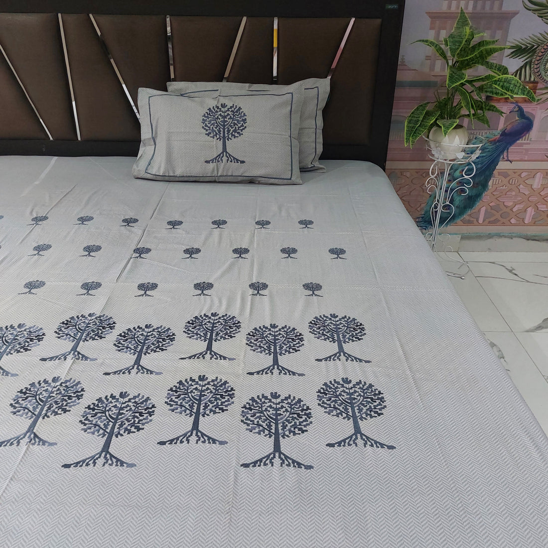 Calcutta Textured Embroidered Bedsheet set