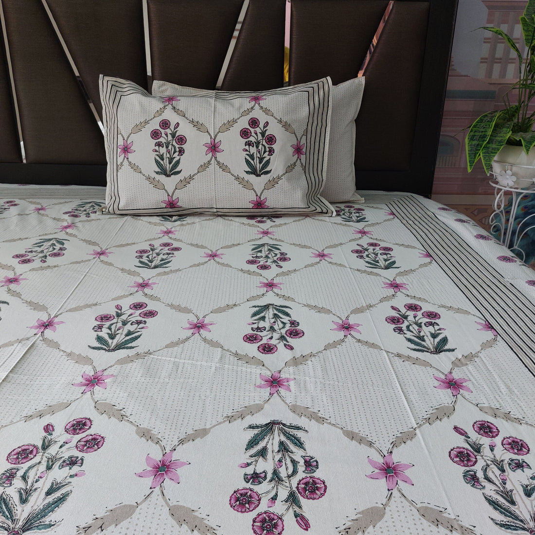 Geo Pink Flora - 100% Cotton Handblock screen print Bedsheet Set