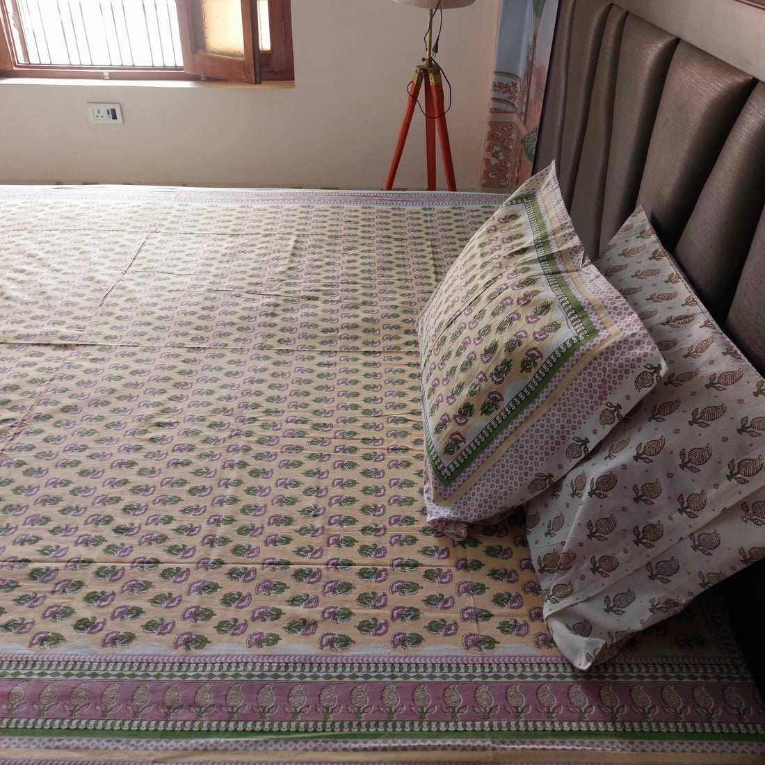 Mini Pink Flowers- 100% Cotton Handblock screen print Bedsheet Set