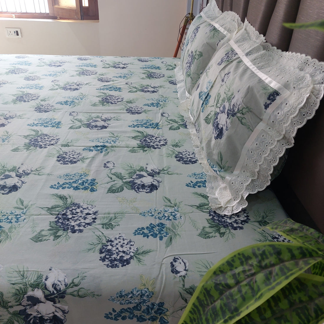 Blue Bouquet - Lace Designed Pure Cotton Bedsheet Set