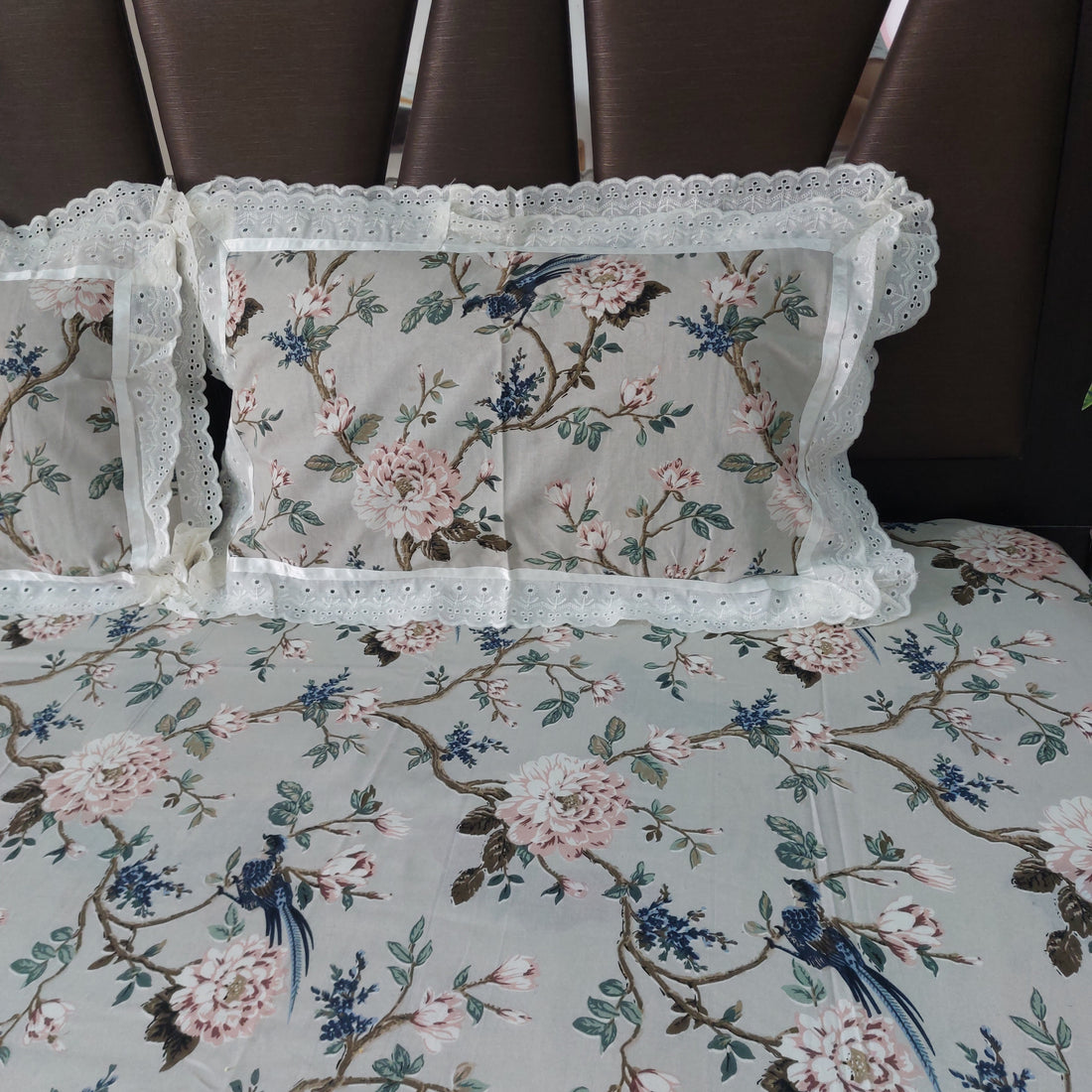 Birds Serenity - Lace Designed Pure Cotton Bedsheet Set