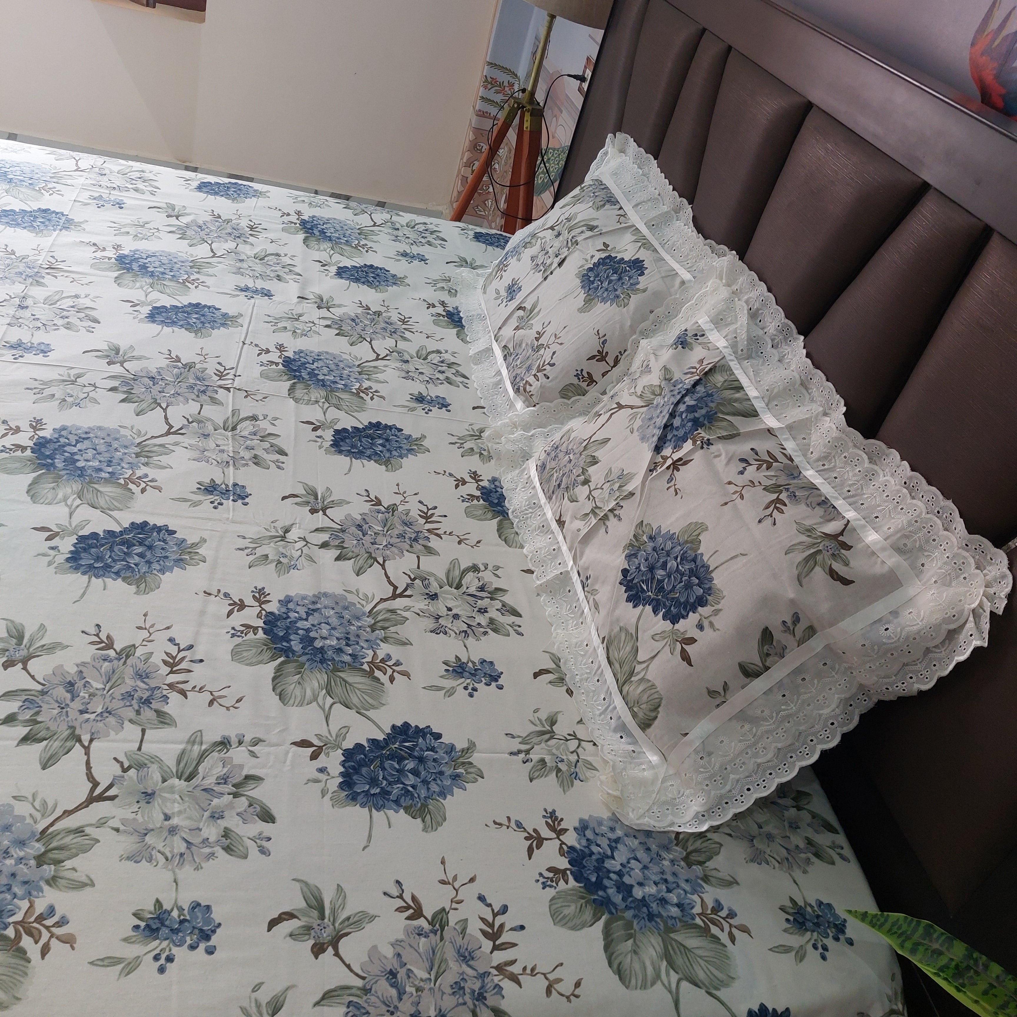 Blue Bloom - Lace Designed Pure Cotton Bedsheet Set