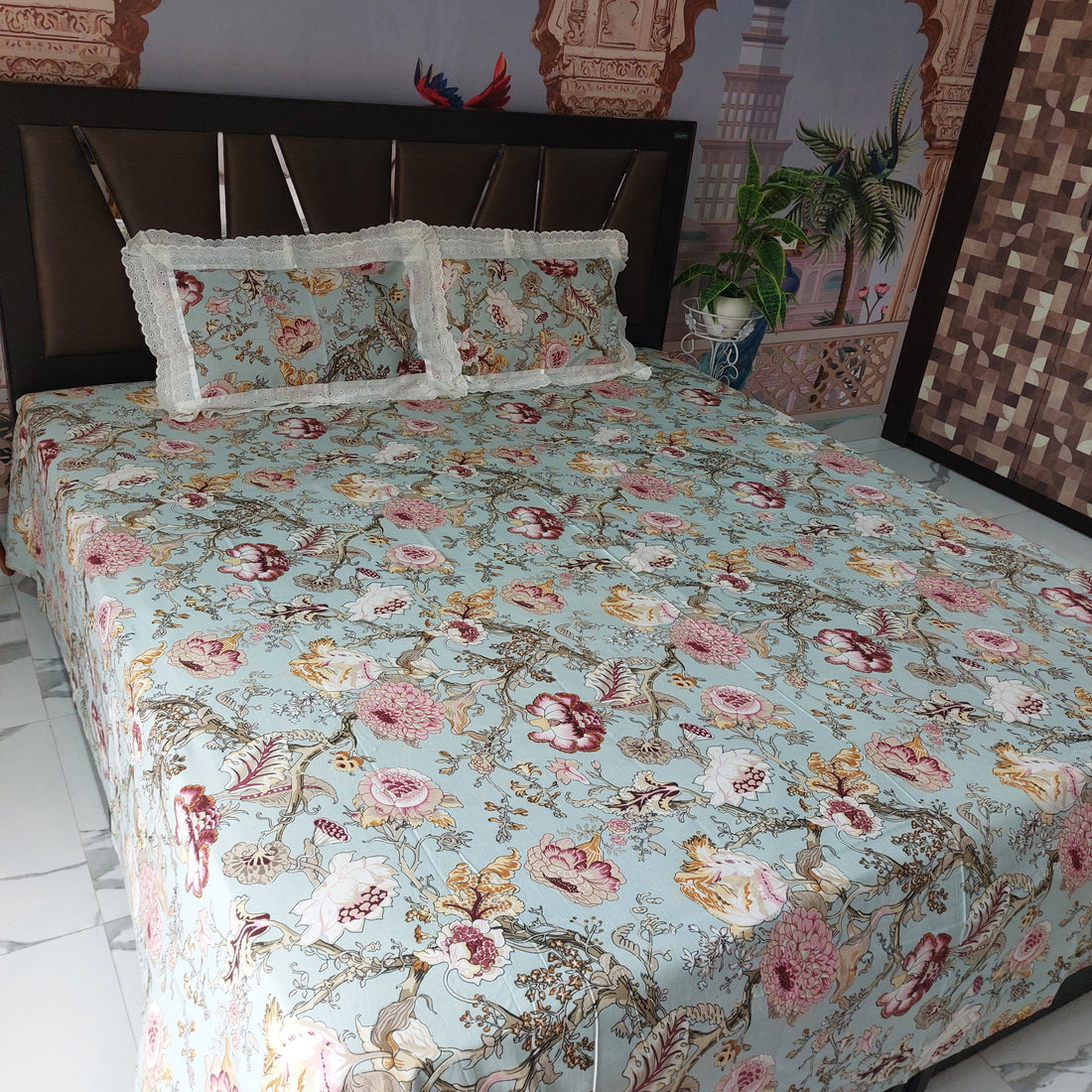 Gudhal phool - Lace Designed Pure Cotton Bedsheet Set