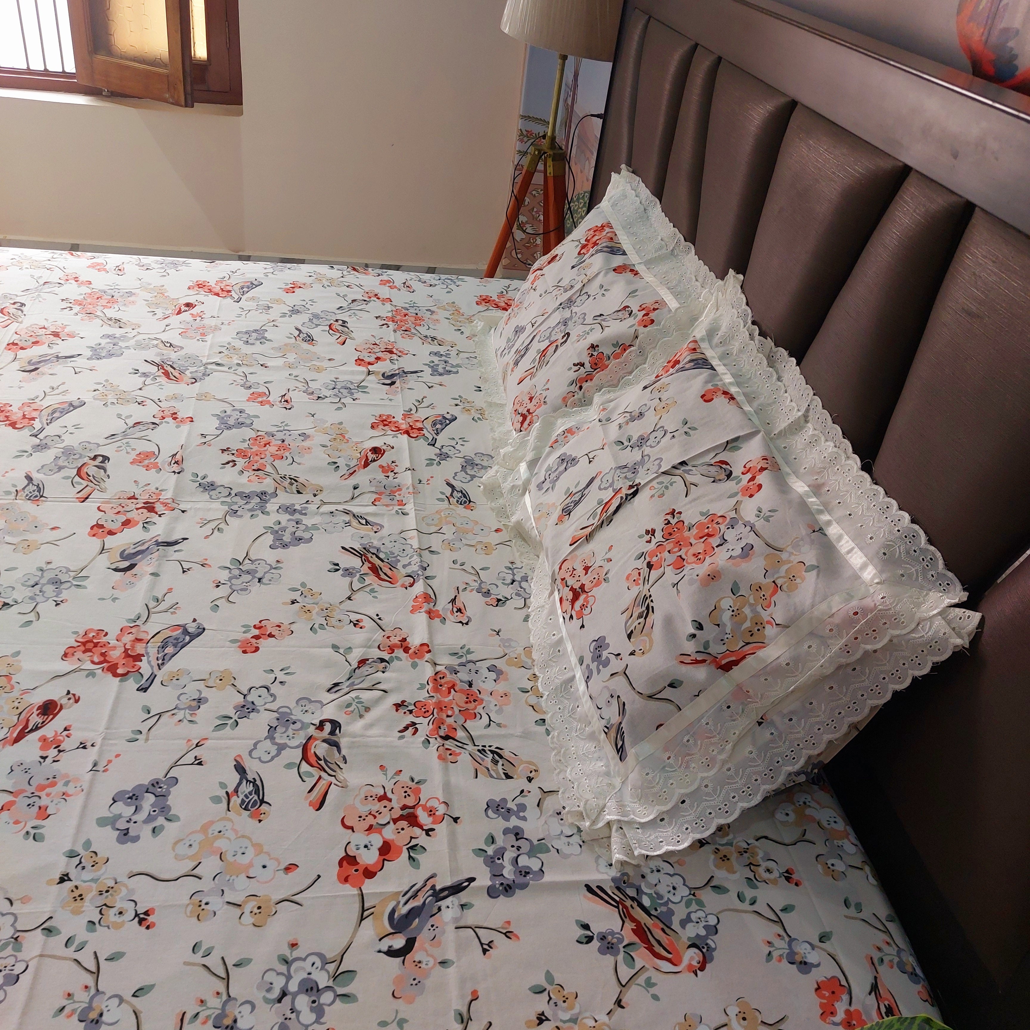 Chidiya - Lace Designed Pure Cotton Bedsheet Set