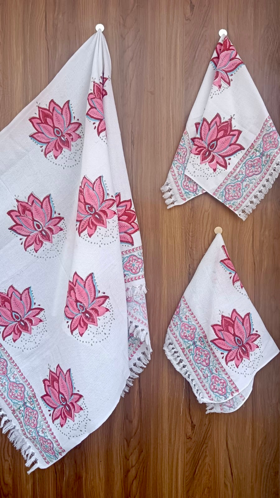 Lotus Bloom - Cotton Towel Set The Cotton Stories