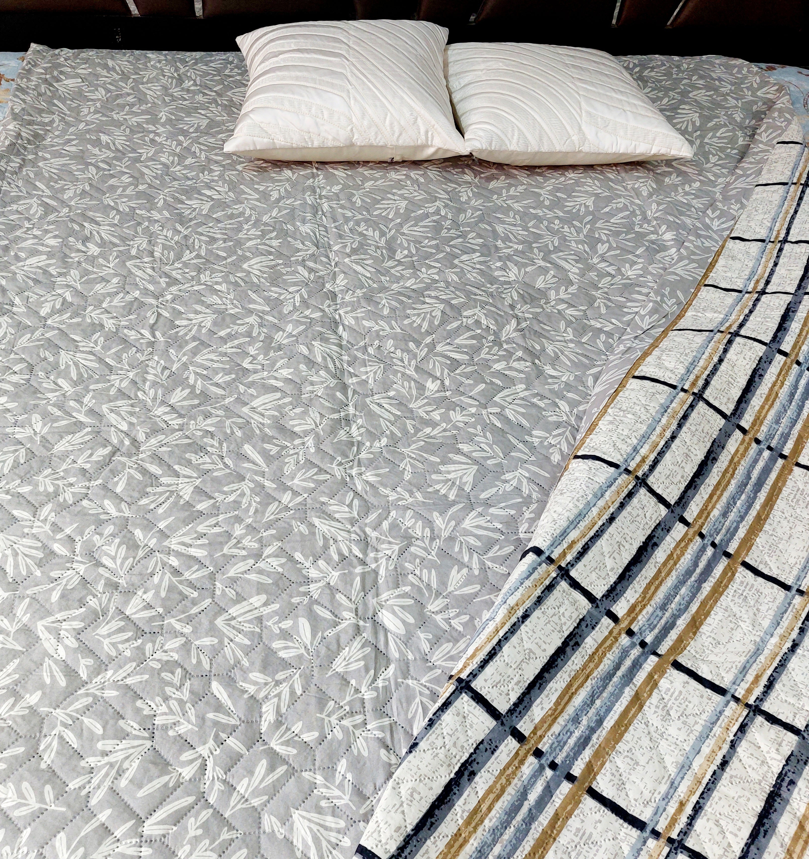 Grey brown printed Reversible Comforter Single bed (2 pcs)|  Light weight| cotton quilted Ac comforter