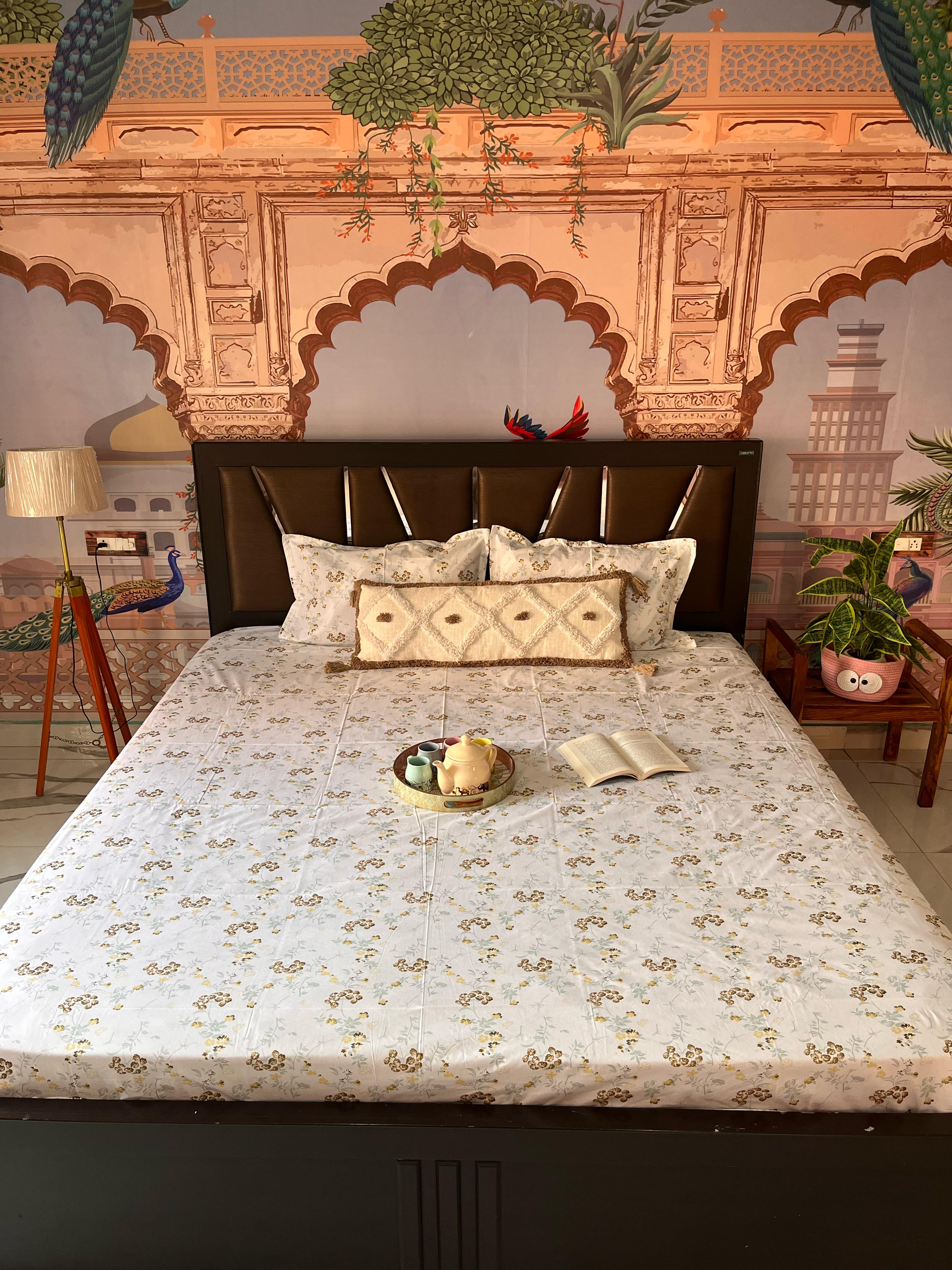 Minimal floral white - 100% Cotton Bedsheet Set