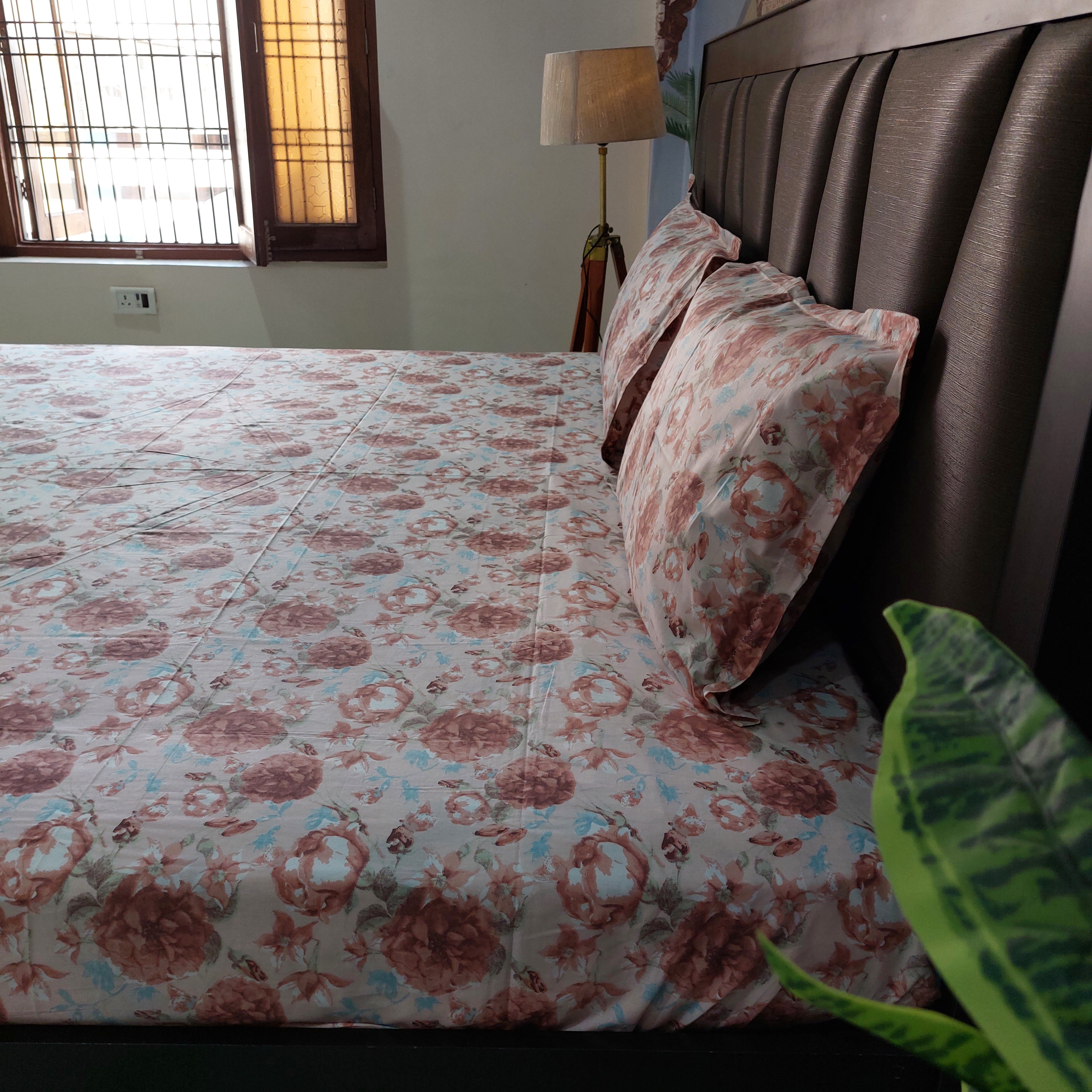 Dusky Roses- 100% Cotton Bedsheet Set