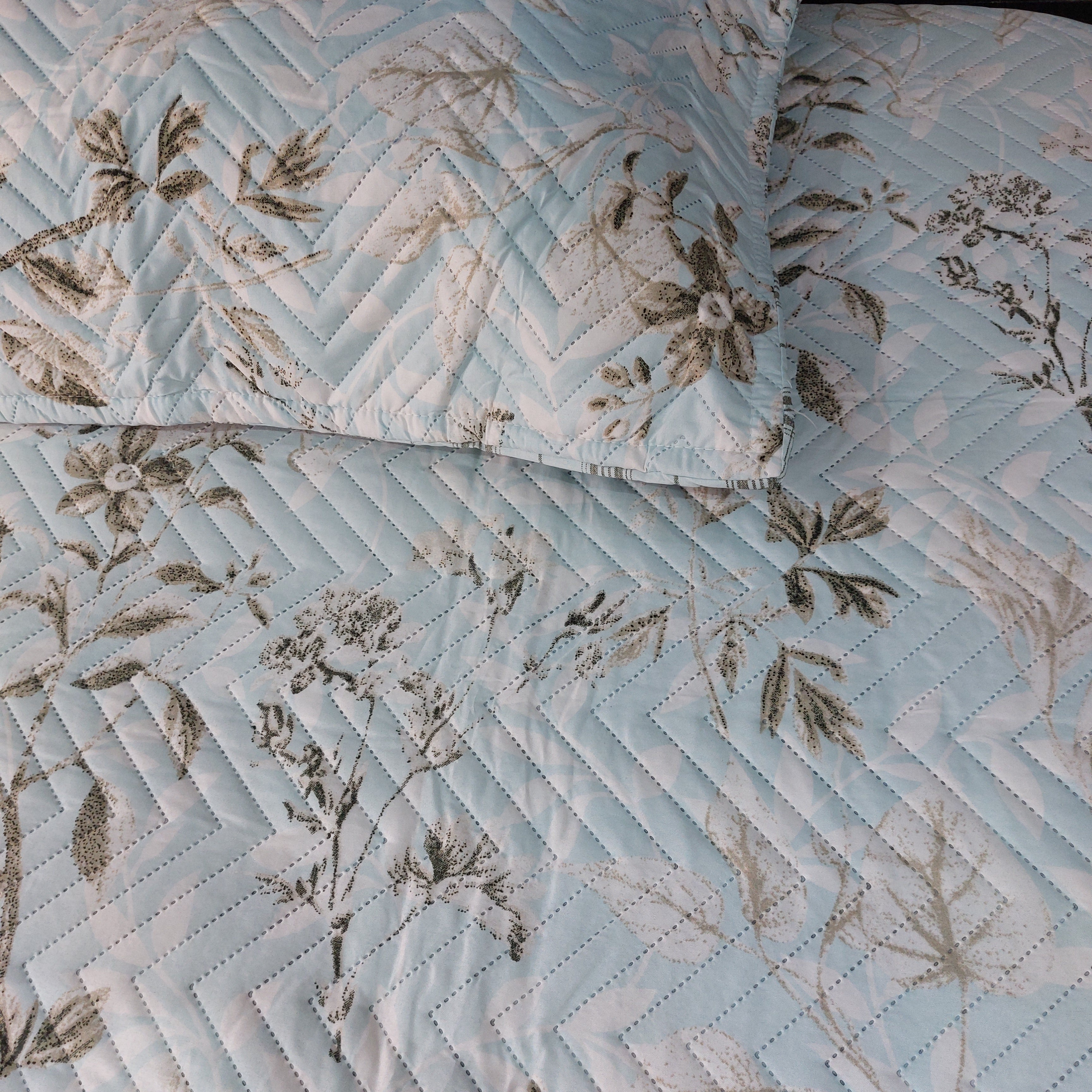 Azzuro - Cotton Quilted Bedcover Set