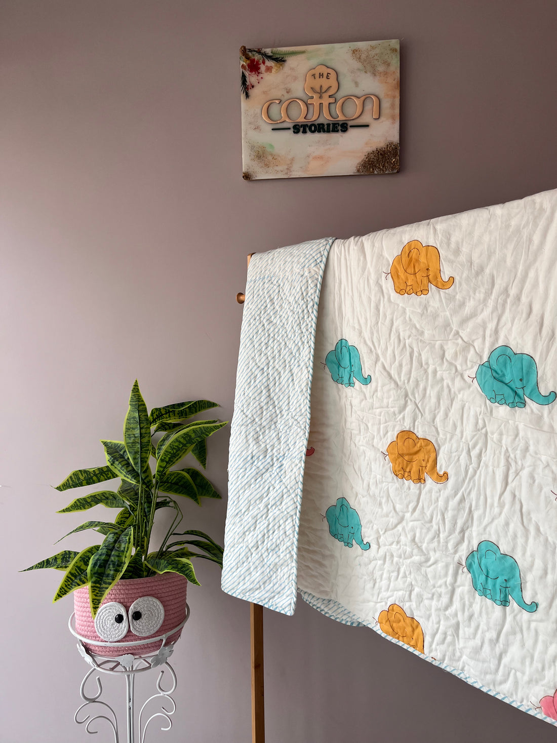 Baby Elephant (Multicolor)- Cotton Kids Quilts