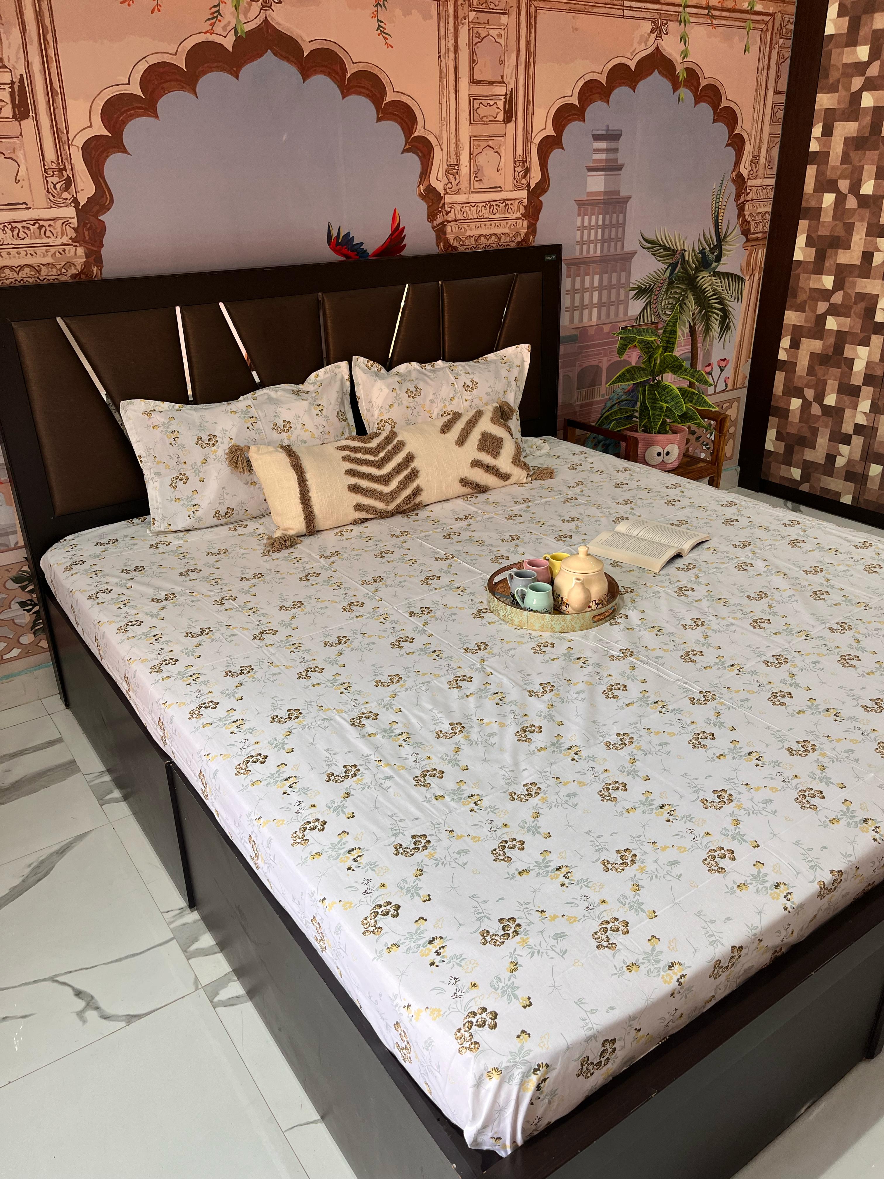 Minimal floral white - 100% Cotton Bedsheet Set